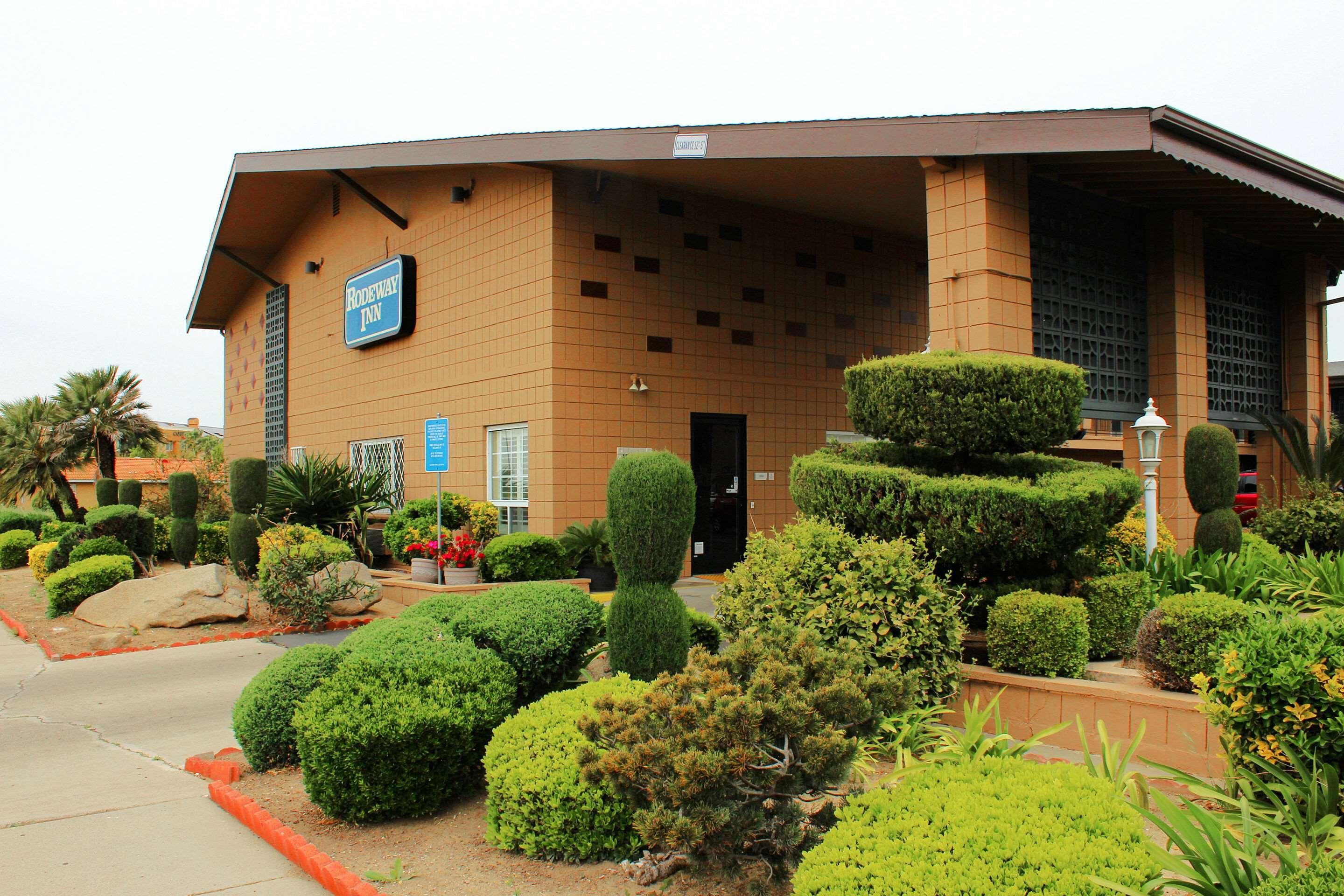 Rodeway Inn Near University-Gateway To Yosemite Merced Exterior photo